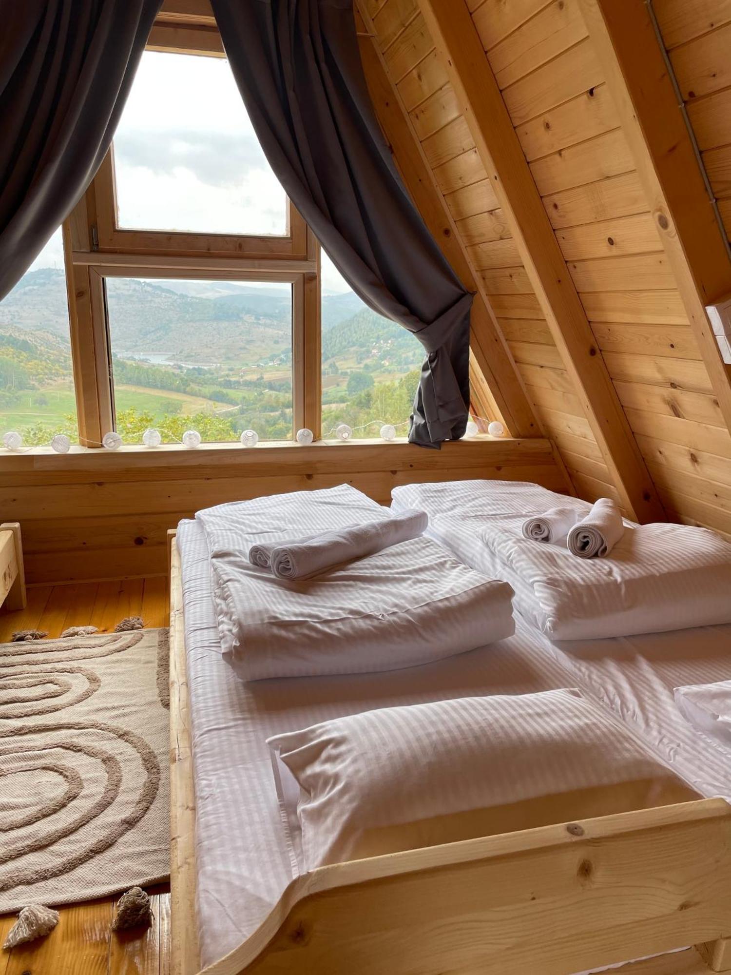 Uvacki Raj Villa Radijevici Bagian luar foto